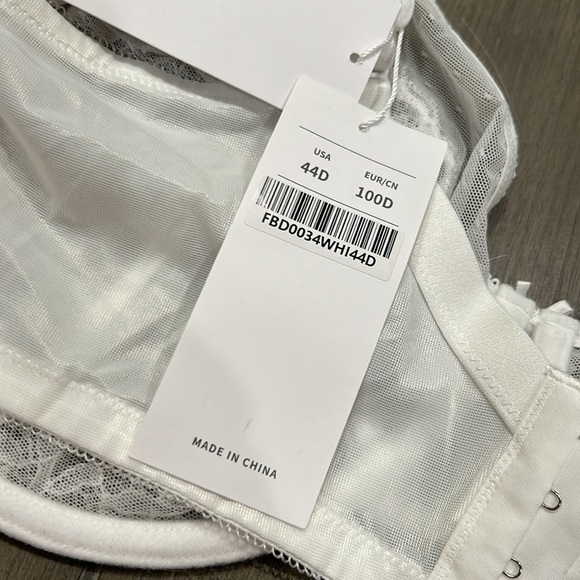 NWT! HSIA White Lace Bra 44D - Picture 10 of 10